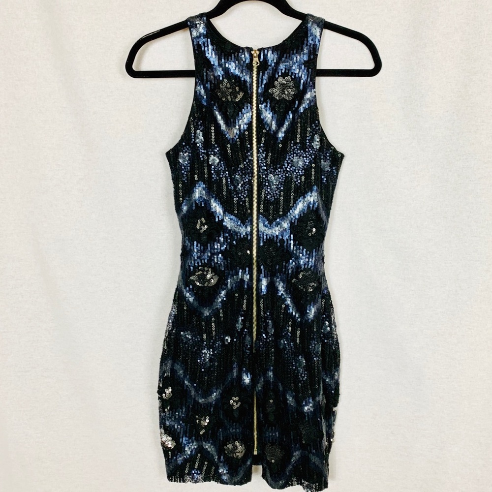 Cache Patterned Sequin Bodycon Halter Mini Dress - image 3